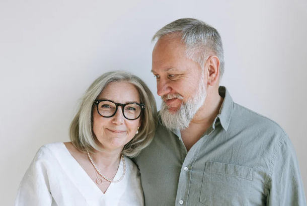 Medicare Supplements happy couple used Synergy Insurance Kansas